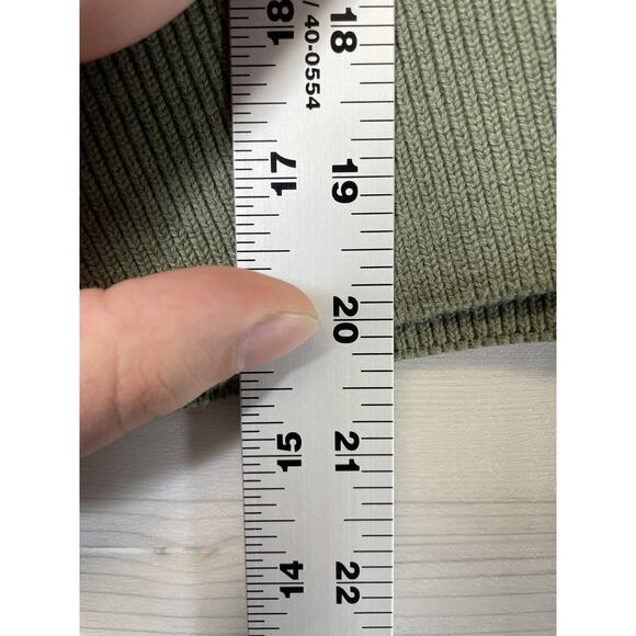 Aerie Sweater Womens Small Green Cropped Crewneck Long Sleeve Pullover Knit - Picture 4 of 12